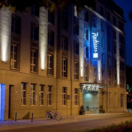 Hotel Radisson Blu *