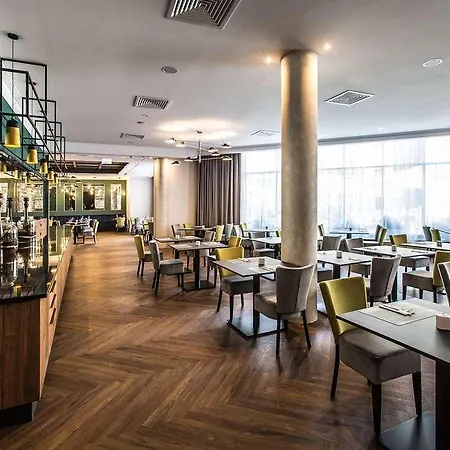 Radisson Blu Hotel *
